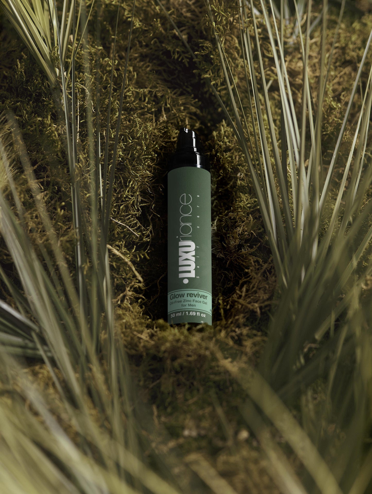 Oil-Free Zinc Face Gel for Men